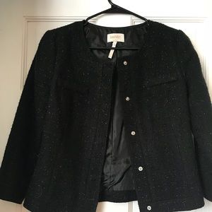 Cropped sleeve blazer